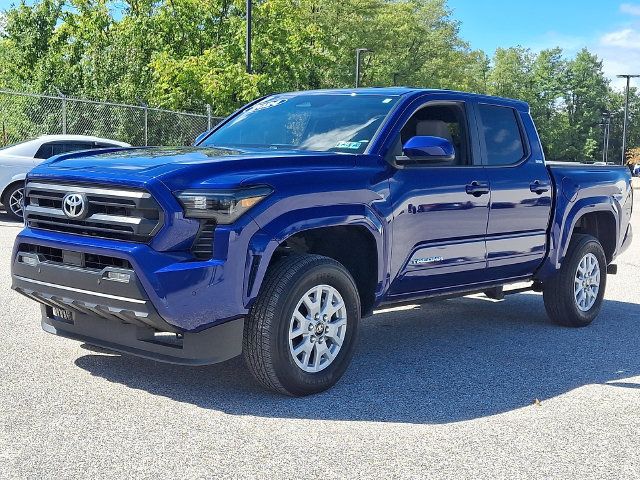 Used 2024 Toyota Tacoma SR5 AWD/4WD image 6