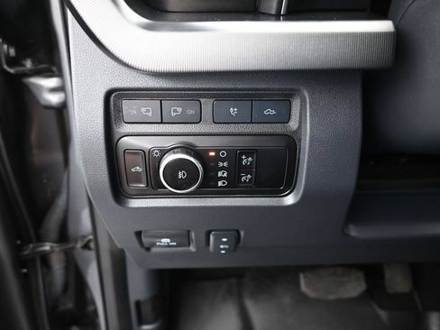 Certified 2023 Ford F450 Platinum w/ FX4 Off-Road Package AWD/4WD image 21