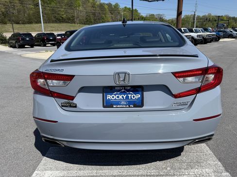 Used 2022 Honda Accord Sport Special Edition image 6