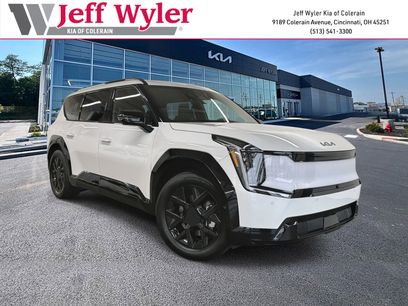 New 2026 Kia EV9 Land w/ Nightfall Edition Package