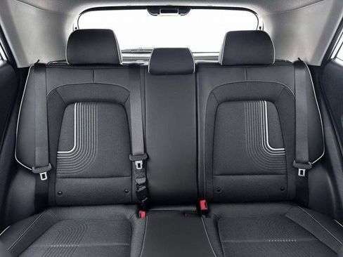 New 2026 Hyundai Venue SEL image 16