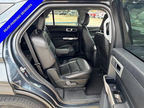 Used 2023 Ford Explorer XLT w/ Equipment Group 202A AWD/4WD image 13