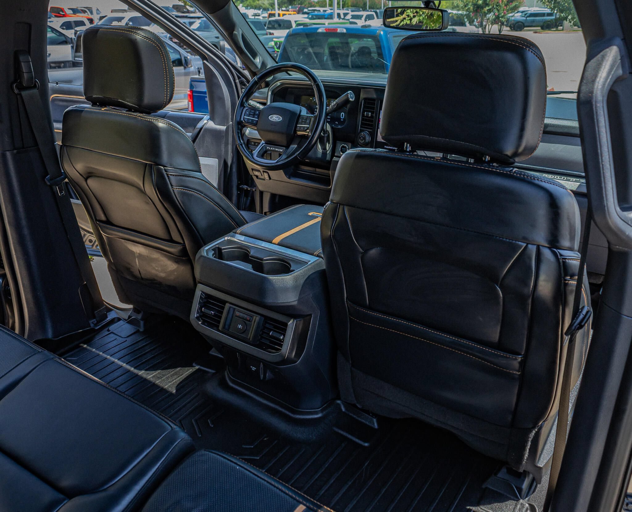Used 2024 Ford F250 Platinum w/ Tremor Off-Road Package AWD/4WD image 33
