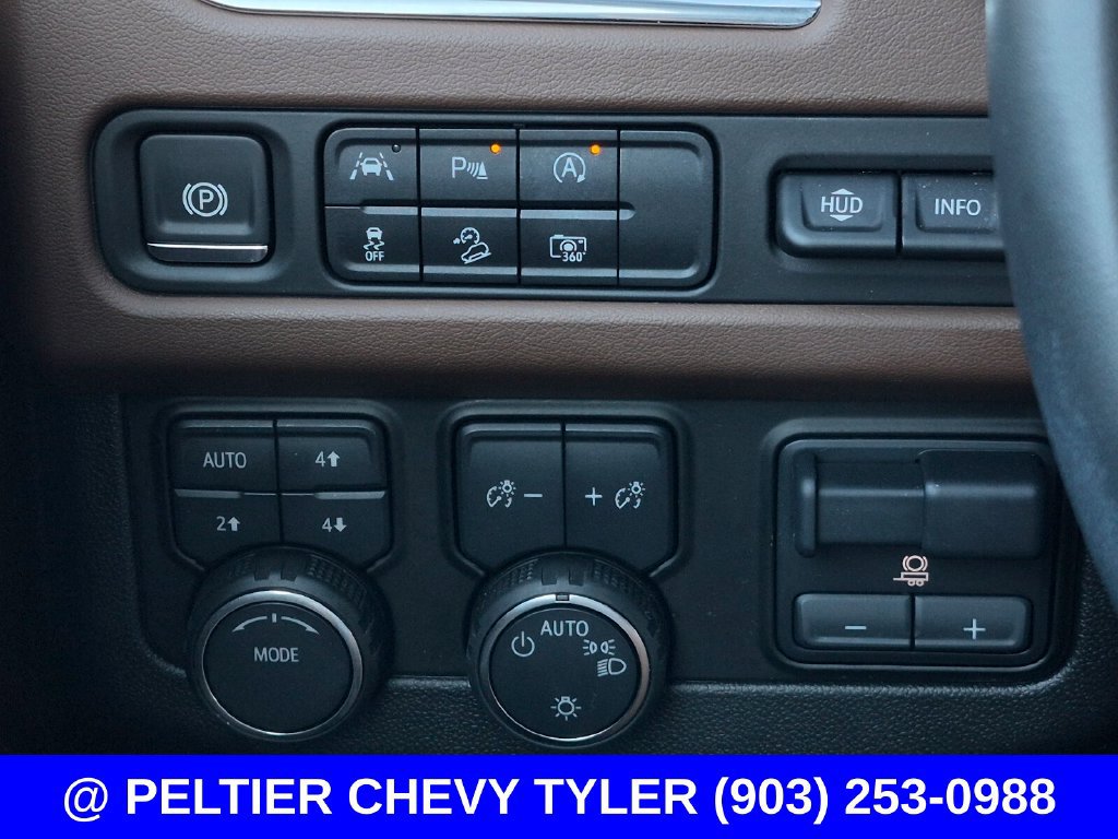 Used 2024 Chevrolet Suburban High Country w/ Max Trailering Package AWD/4WD image 31