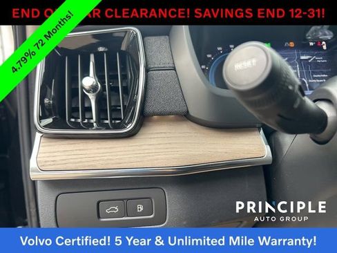 Certified 2025 Volvo XC90 T8 Core image 26