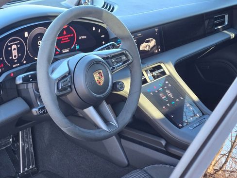 Used 2025 Porsche Taycan 4S image 4