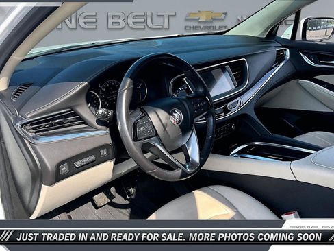 Used 2022 Buick Enclave Premium w/ Experience Buick Package FWD image 12
