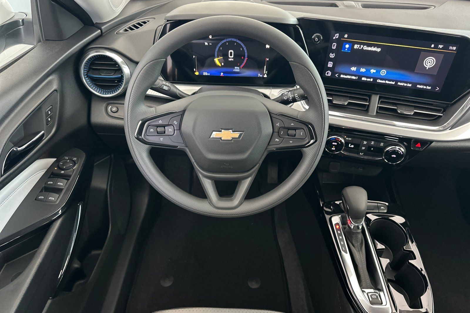 New 2026 Chevrolet Trax LT FWD image 14