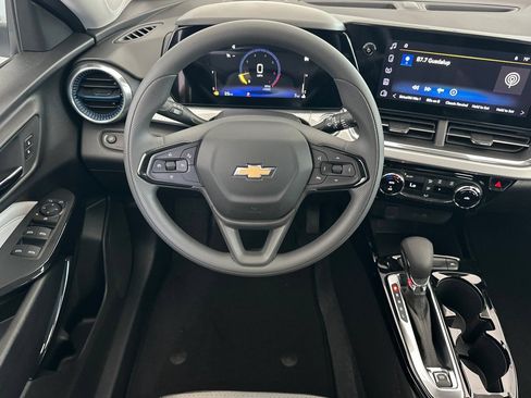 New 2026 Chevrolet Trax LT FWD image 14