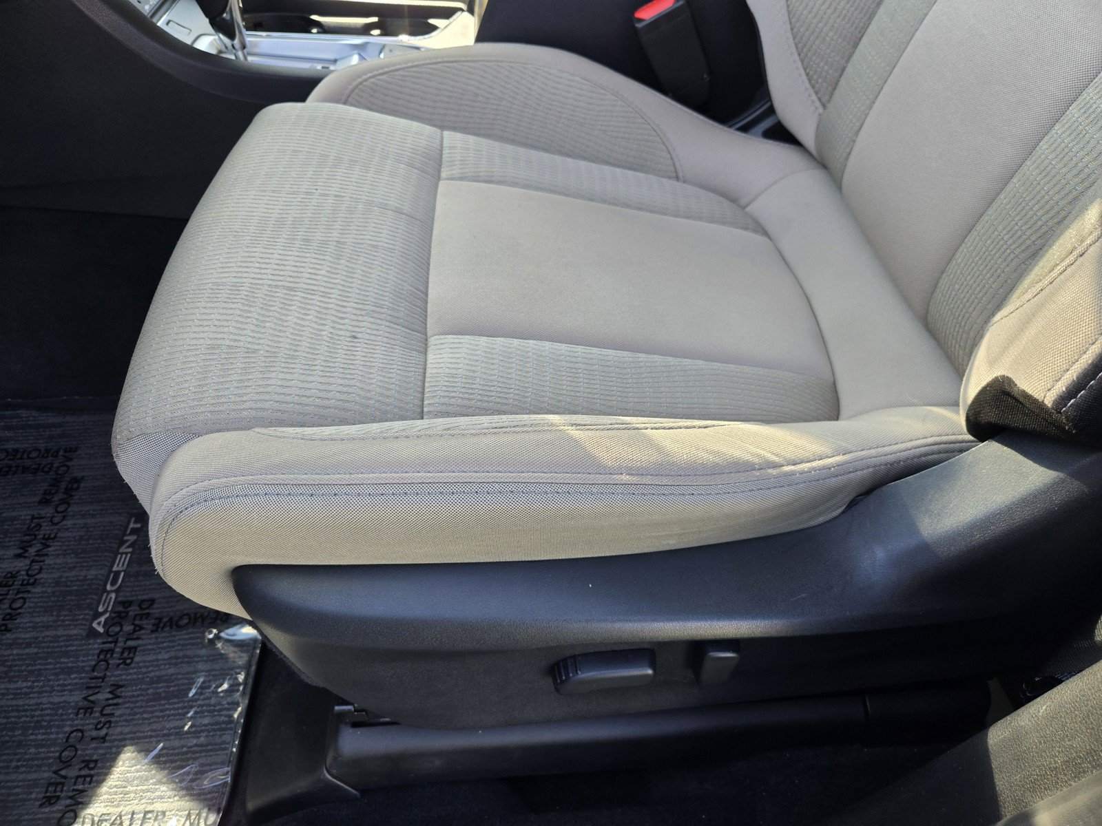 Used 2025 Subaru Ascent Premium AWD/4WD image 16