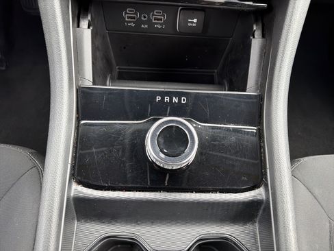 Used 2023 Jeep Grand Cherokee Laredo image 22