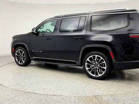 Used 2022 Jeep Wagoneer Series II w/ Premium Group I image 7