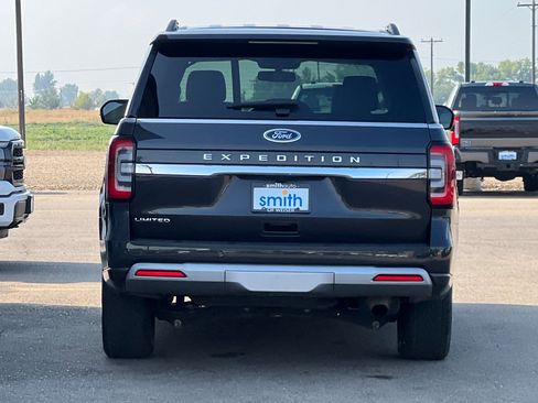 Used 2024 Ford Expedition Limited image 4