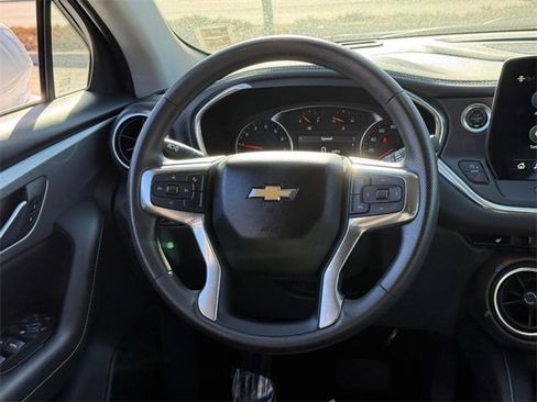 Used 2024 Chevrolet Blazer LT w/ Convenience Package image 12