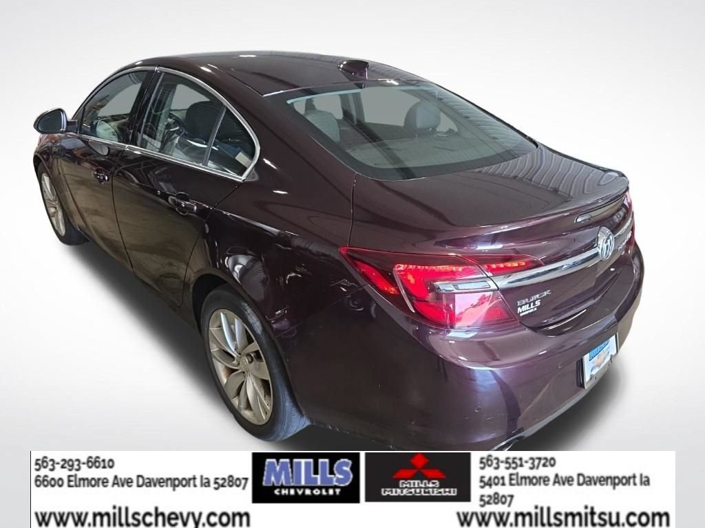 Used 2017 Buick Regal Premium FWD image 3