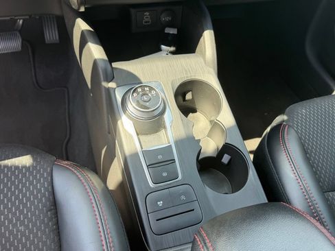 Used 2025 Ford Escape ST-Line FWD image 24