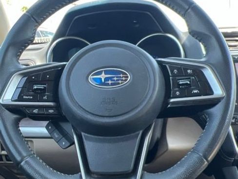 Used 2018 Subaru Outback 2.5i Limited AWD/4WD image 10