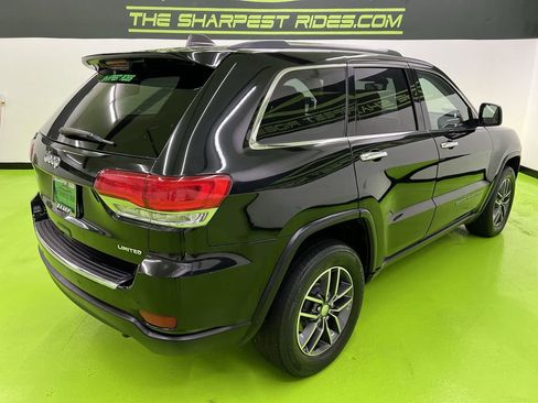 Used 2017 Jeep Grand Cherokee Limited w/ Luxury Group II RWD image 10