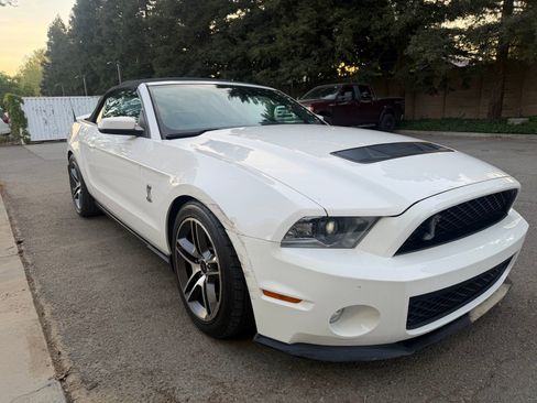 Used 2010 Ford Mustang Shelby GT500 image 7