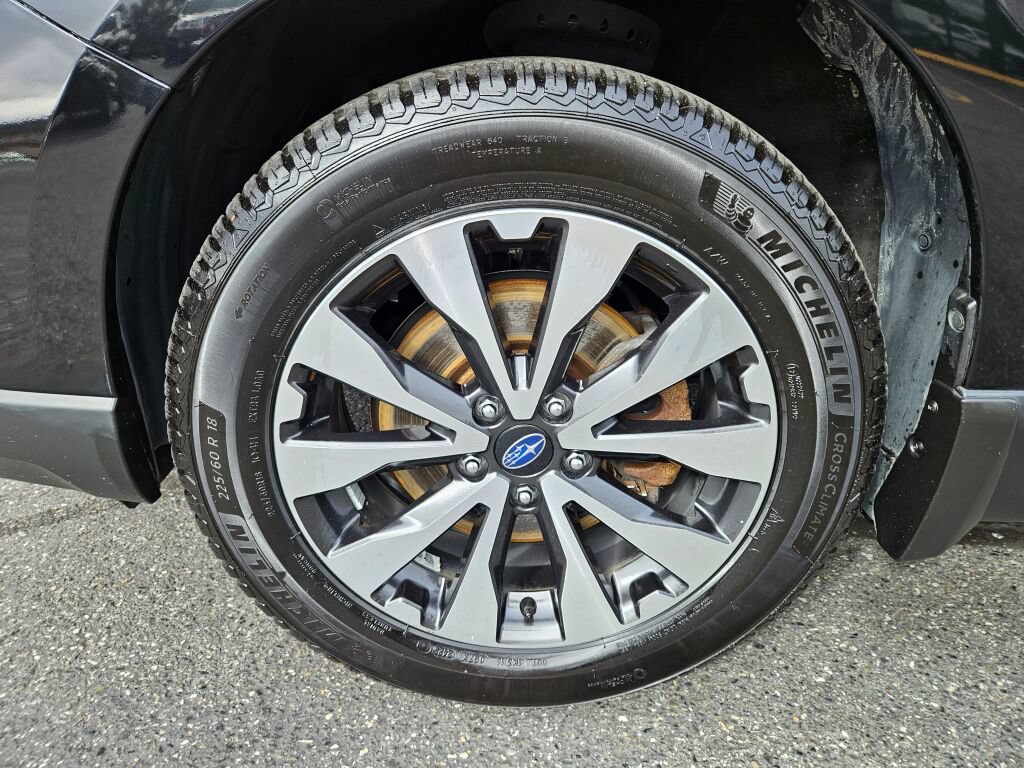 Used 2015 Subaru Outback 2.5i Limited AWD/4WD image 8
