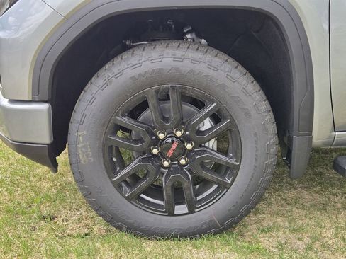 New 2026 GMC Sierra 1500 Elevation w/ Elevation Premium Package AWD/4WD image 7