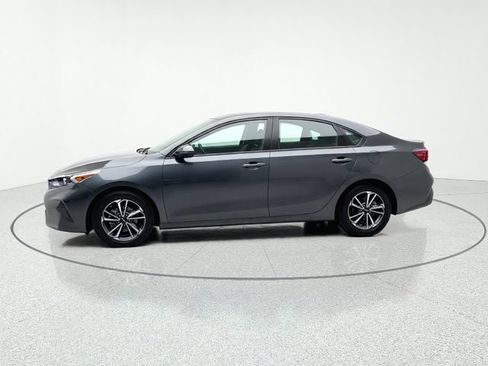 Certified 2023 Kia Forte LXS w/ LXS Technology Package FWD image 2
