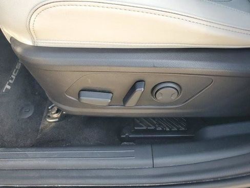 Certified 2022 Hyundai Tucson Limited AWD/4WD image 24