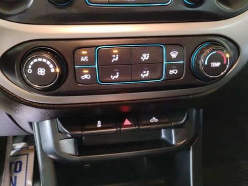 Used 2018 Chevrolet Colorado LT image 39