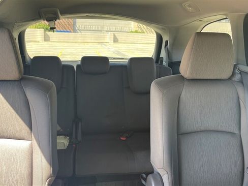 Used 2019 Honda Odyssey LX image 22