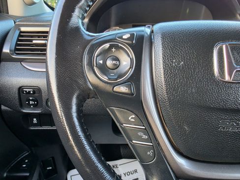 Used 2018 Honda Pilot EX-L image 38