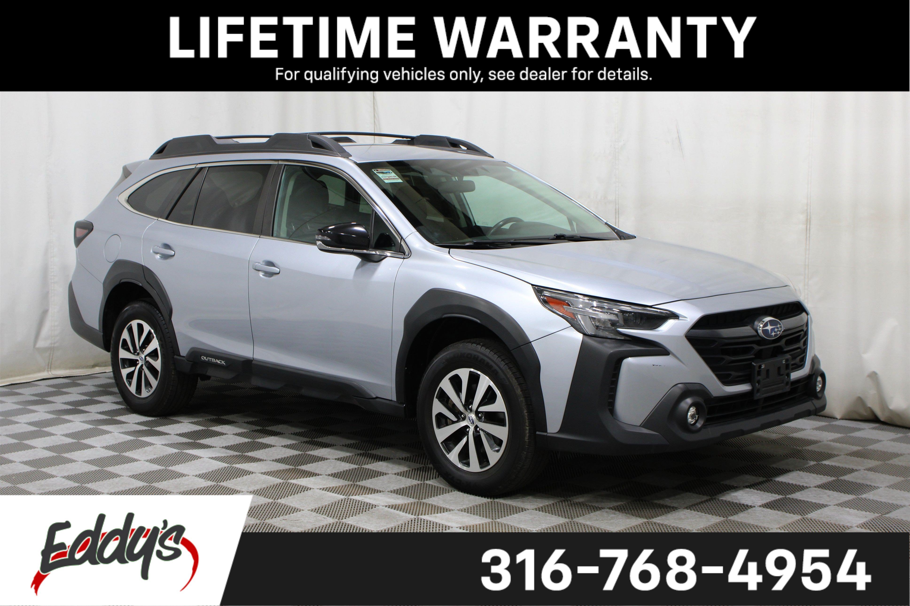 Used 2024 Subaru Outback Premium AWD/4WD image 1