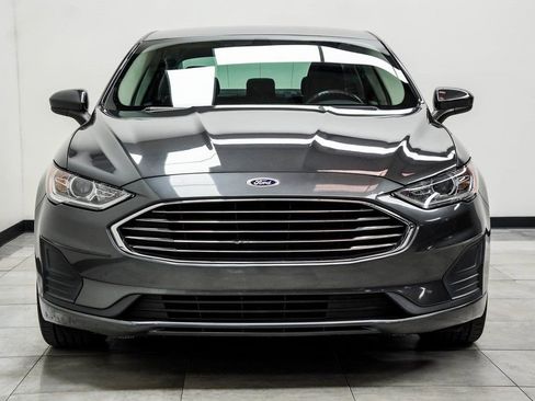 Used 2019 Ford Fusion SE image 7