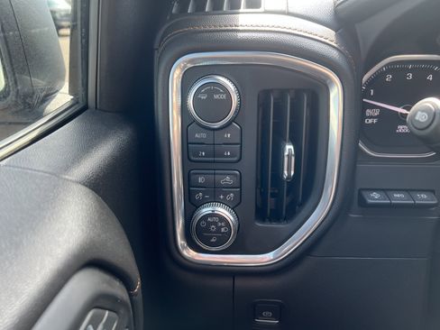 Certified 2021 GMC Sierra 1500 AT4 w/ AT4 Value Package image 20