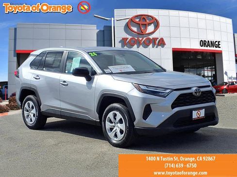 Certified 2024 Toyota RAV4 LE image 1