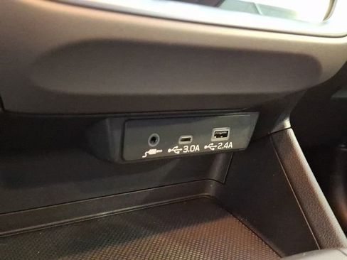 Certified 2024 Subaru Crosstrek 2.0i Premium image 23