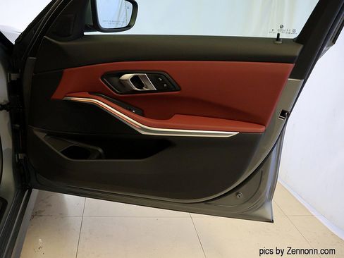Certified 2026 BMW 330i xDrive Sedan AWD/4WD image 35