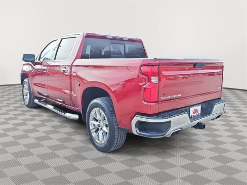 Used 2019 Chevrolet Silverado 1500 LTZ w/ LTZ Premium Package image 7