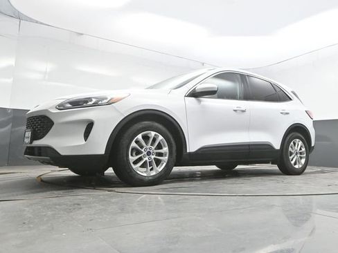 Used 2021 Ford Escape SE FWD image 39