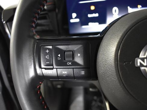 Used 2025 Nissan Kicks SR w/ Illumination Package AWD/4WD image 14