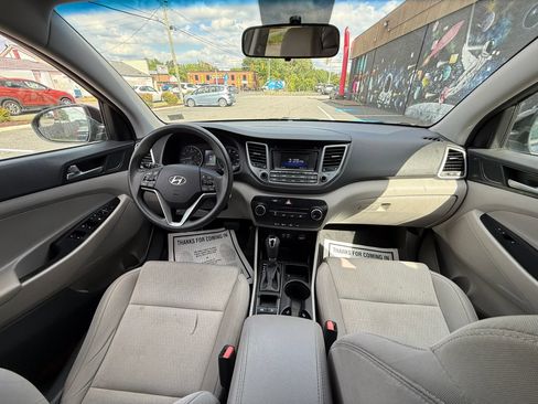 Used 2016 Hyundai Tucson SE w/ Option Group 02 AWD/4WD image 10