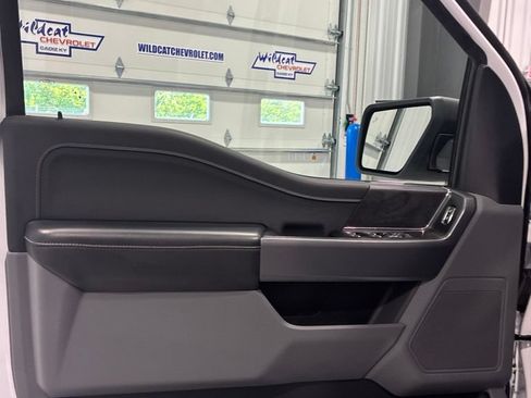 Used 2025 Ford F150 XLT w/ Equipment Group 301A Standard AWD/4WD image 19