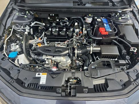 Used 2025 Honda Accord LX image 9