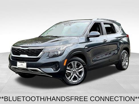 Used 2022 Kia Seltos S AWD/4WD image 3