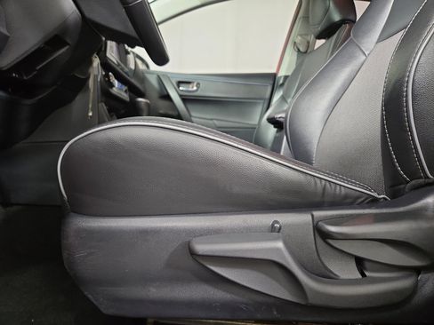 Used 2016 Toyota Corolla S image 29