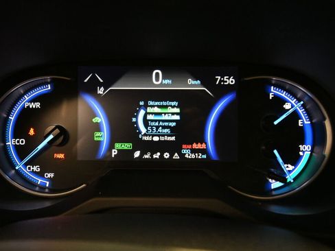 Certified 2021 Toyota RAV4 SE image 13