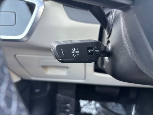 Used 2025 Audi A6 Premium Plus image 20