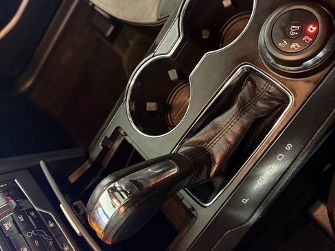 Used 2017 Ford Explorer XLT w/ Equipment Group 202A image 36