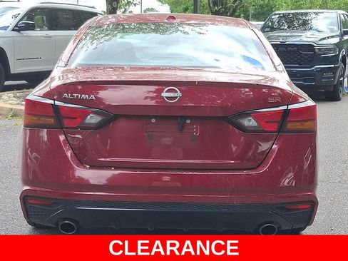 Used 2024 Nissan Altima 2.5 SR FWD image 5