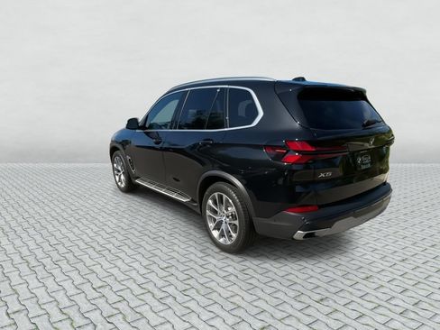 Certified 2024 BMW X5 xDrive40i w/ Premium Package AWD/4WD image 6