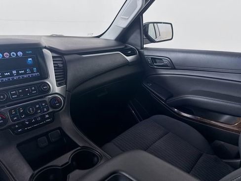 Used 2019 Chevrolet Tahoe LS AWD/4WD image 23